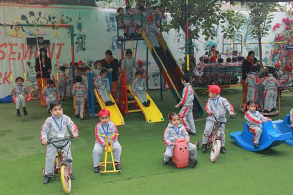Sports at Major Ajaib Singh Convent School